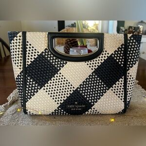 Kate Spade Alexia Gingham Crossbody Straw/Leather Bag
Non smoking home 
Perfect
